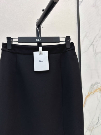 CD  New Hip-hugging slit skirt
