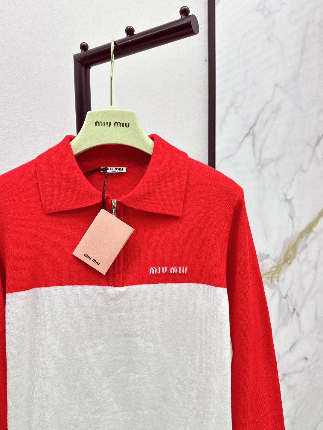 Miu  New knitted sweater