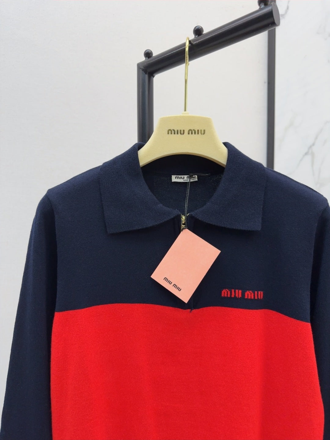 Miu  New knitted sweater