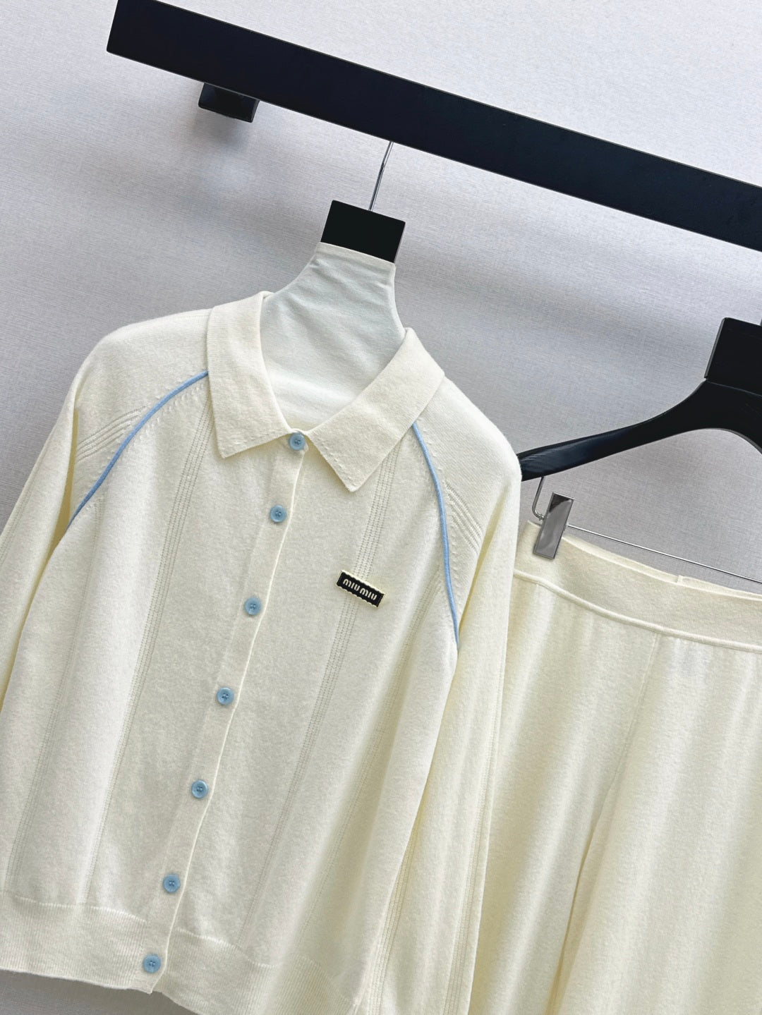 Miu New knitted suit