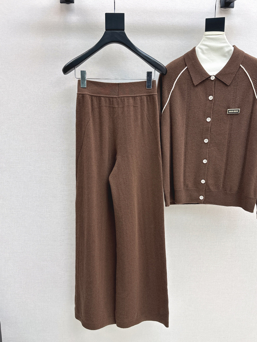 Miu New knitted suit