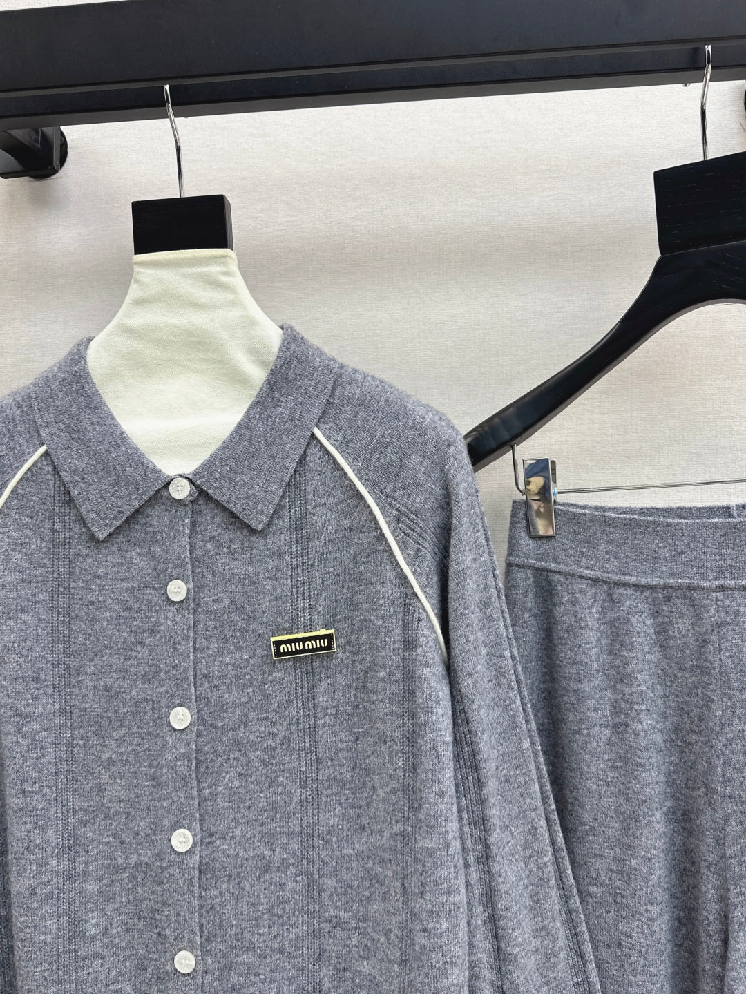 Miu New knitted suit