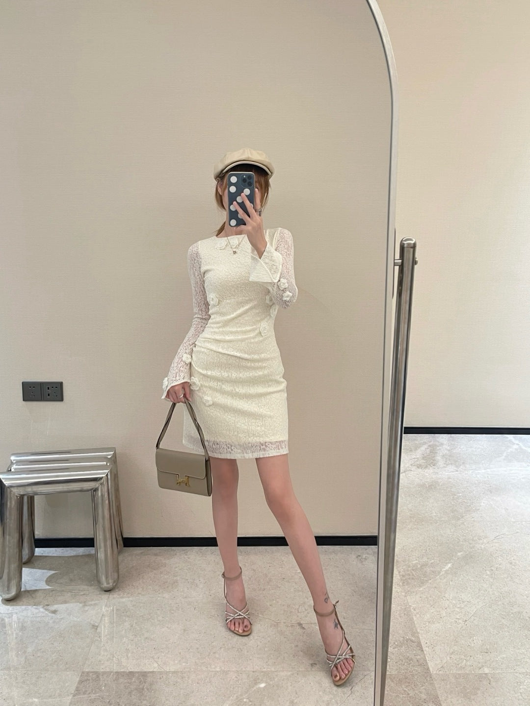 Valen New lace dress