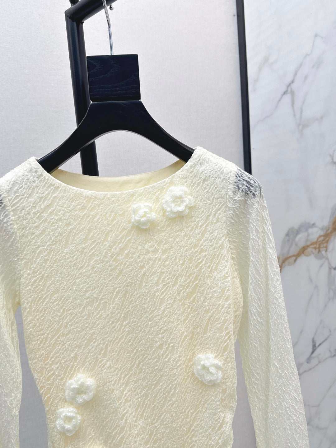 Valen New lace dress