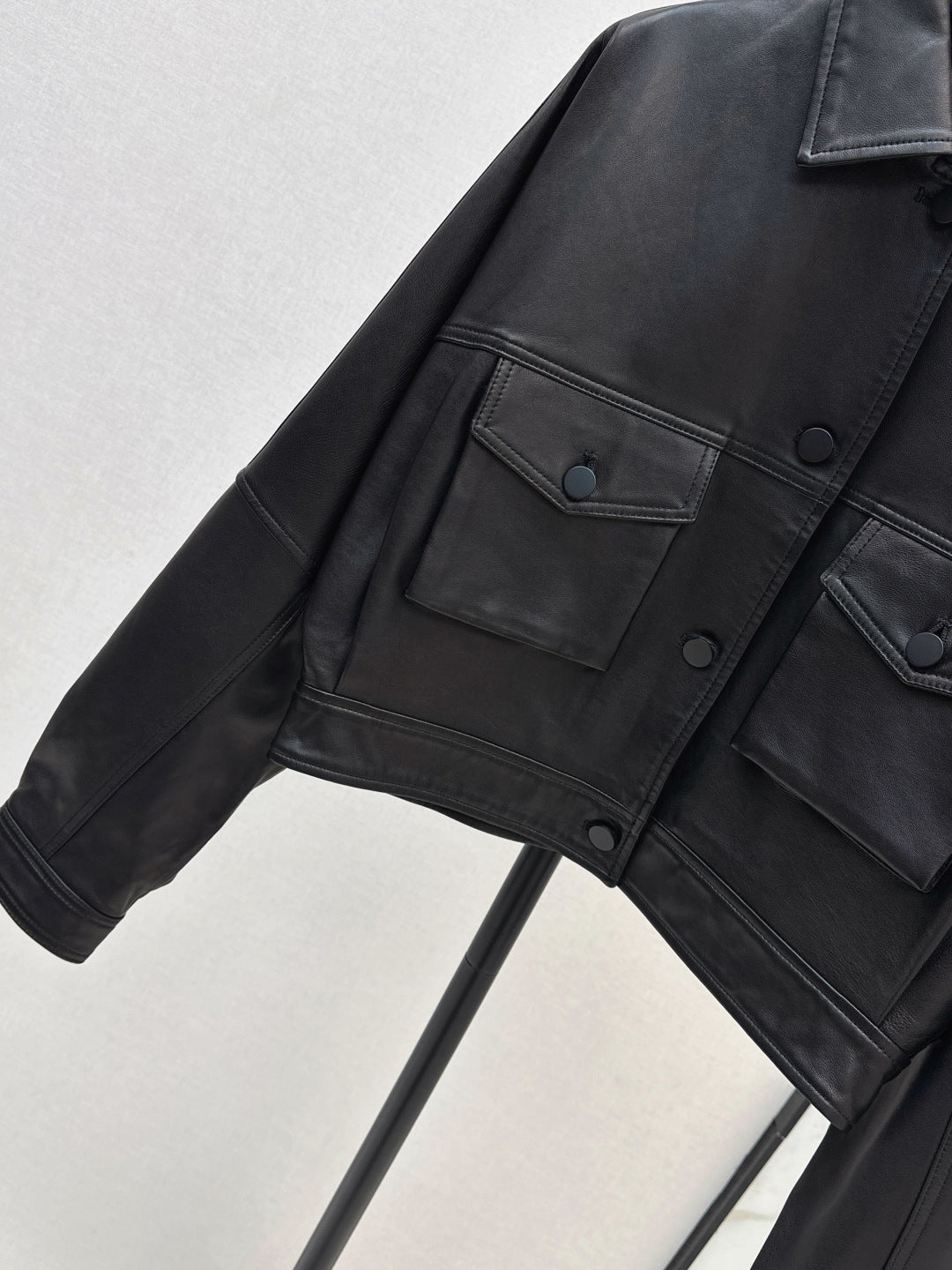 Brune New leather jacket