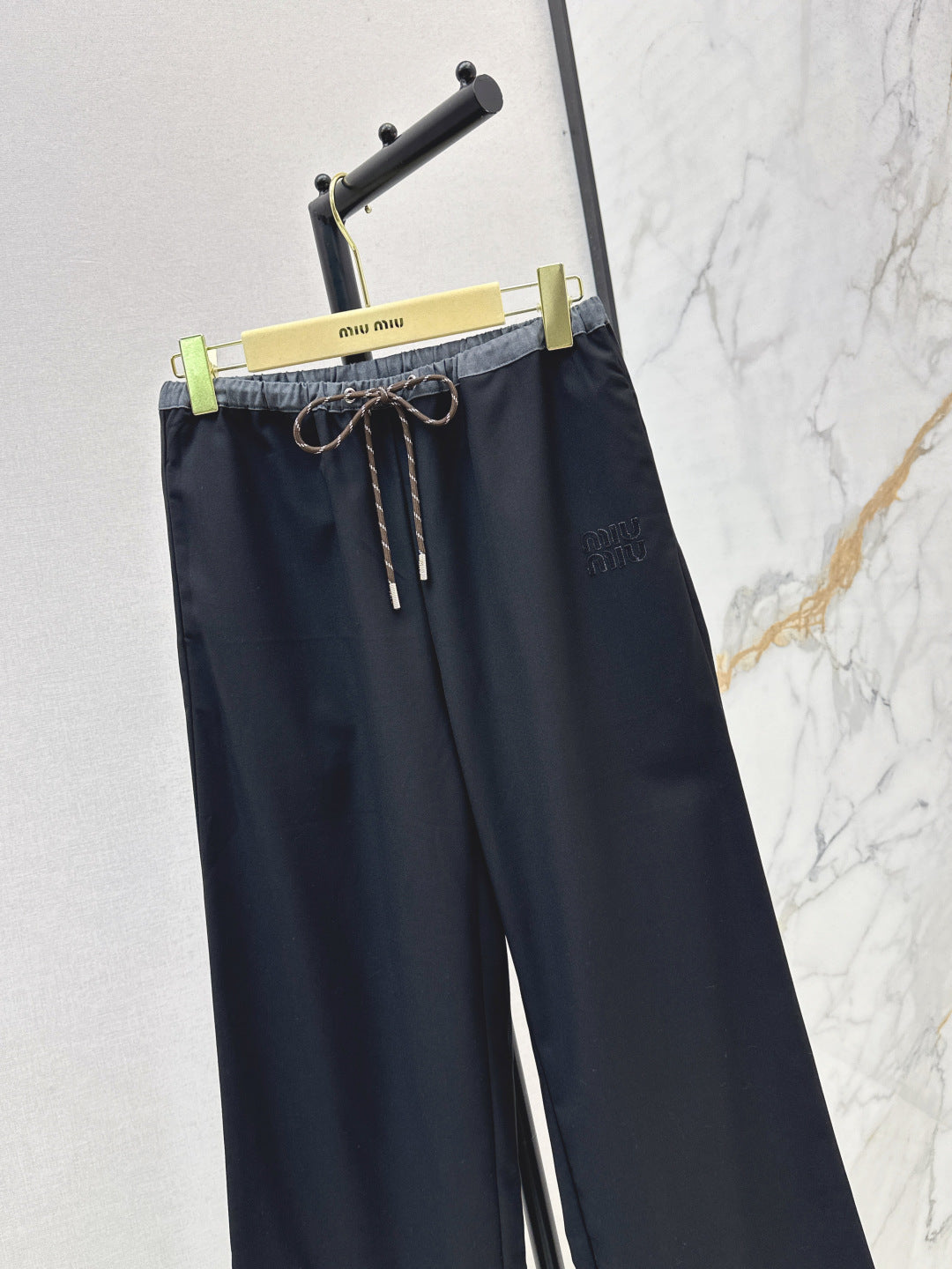 Miu New drawstring straight-leg pants
