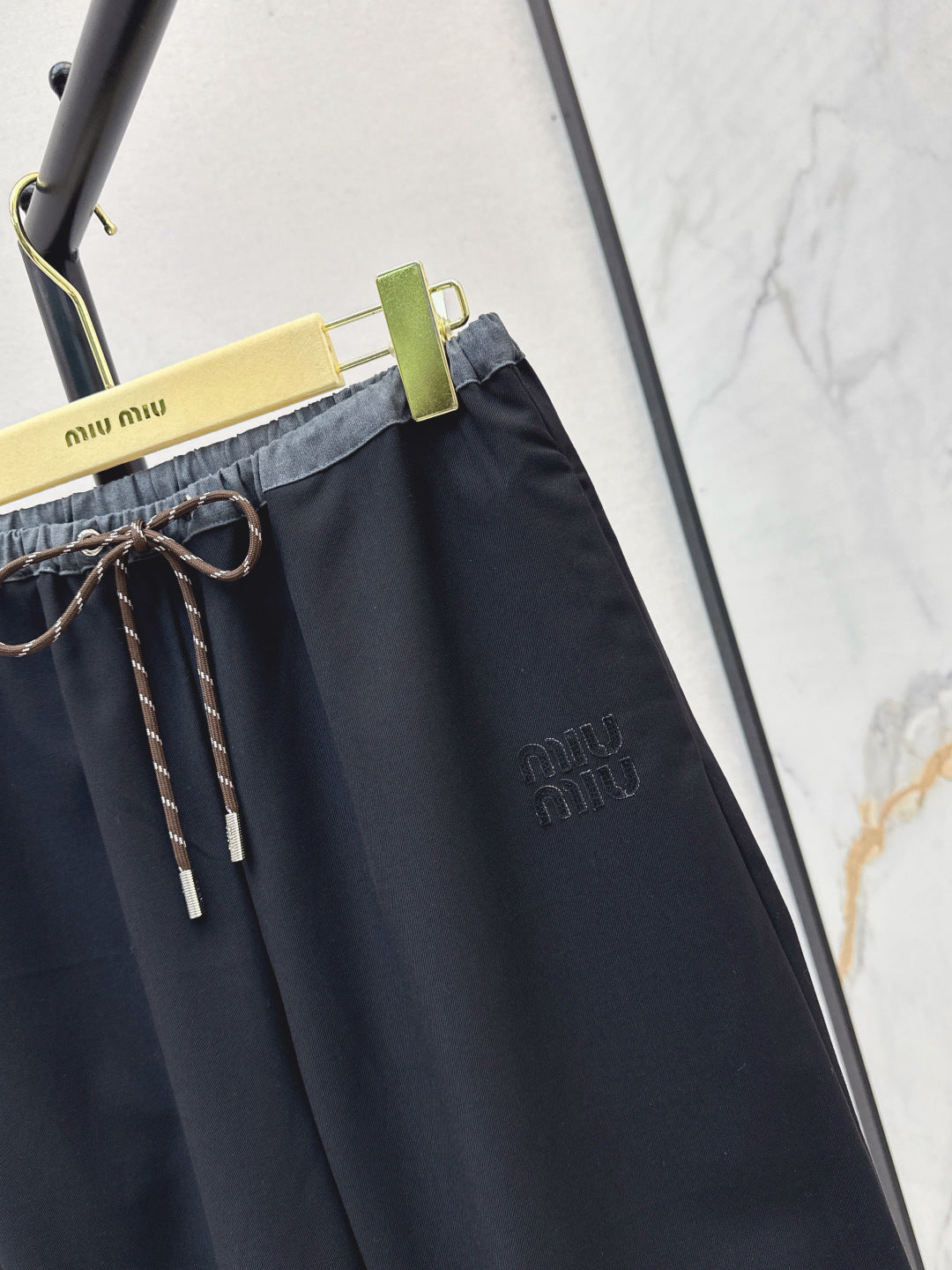 Miu New drawstring straight-leg pants