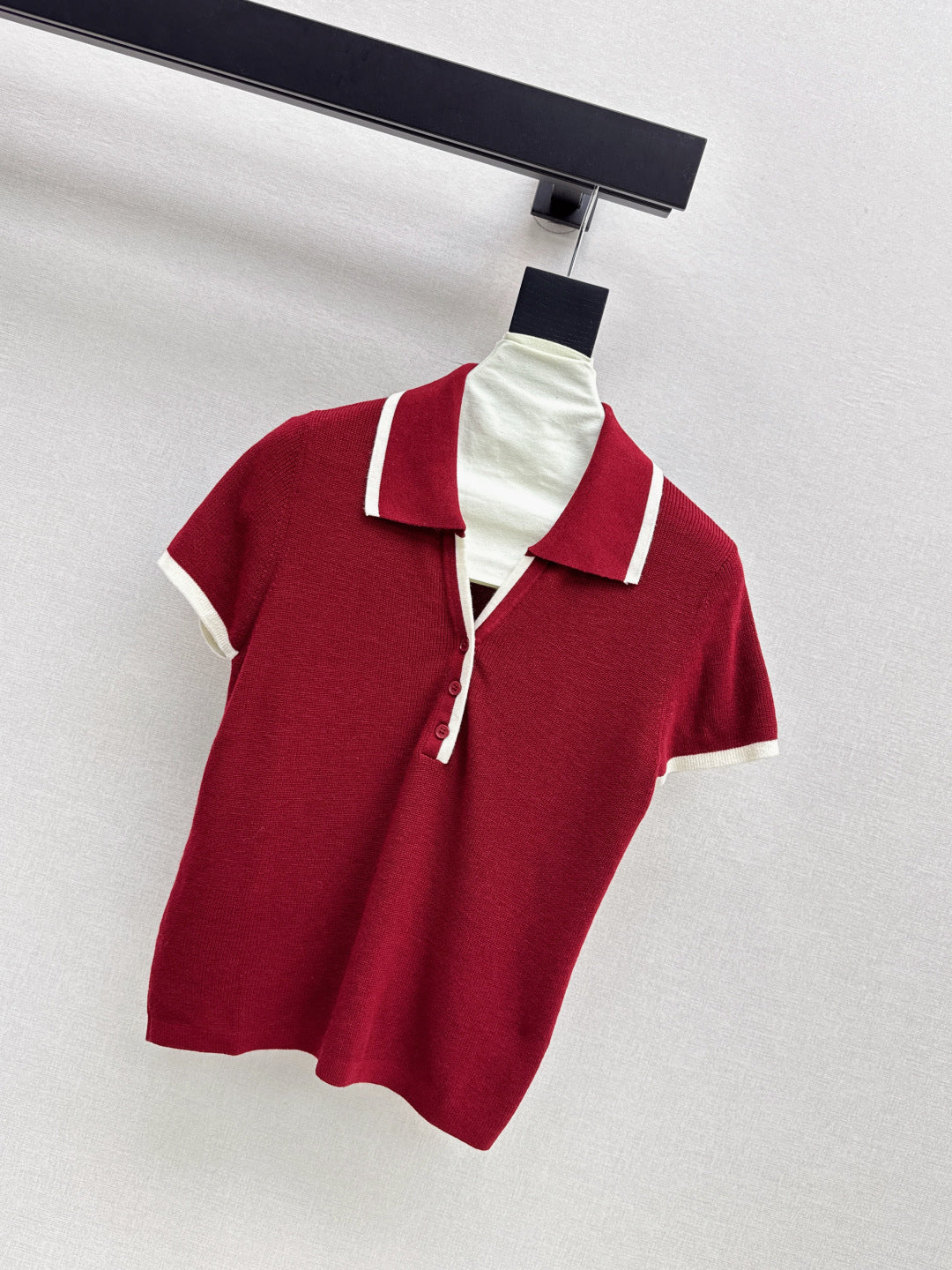 Max New short-sleeved sweater