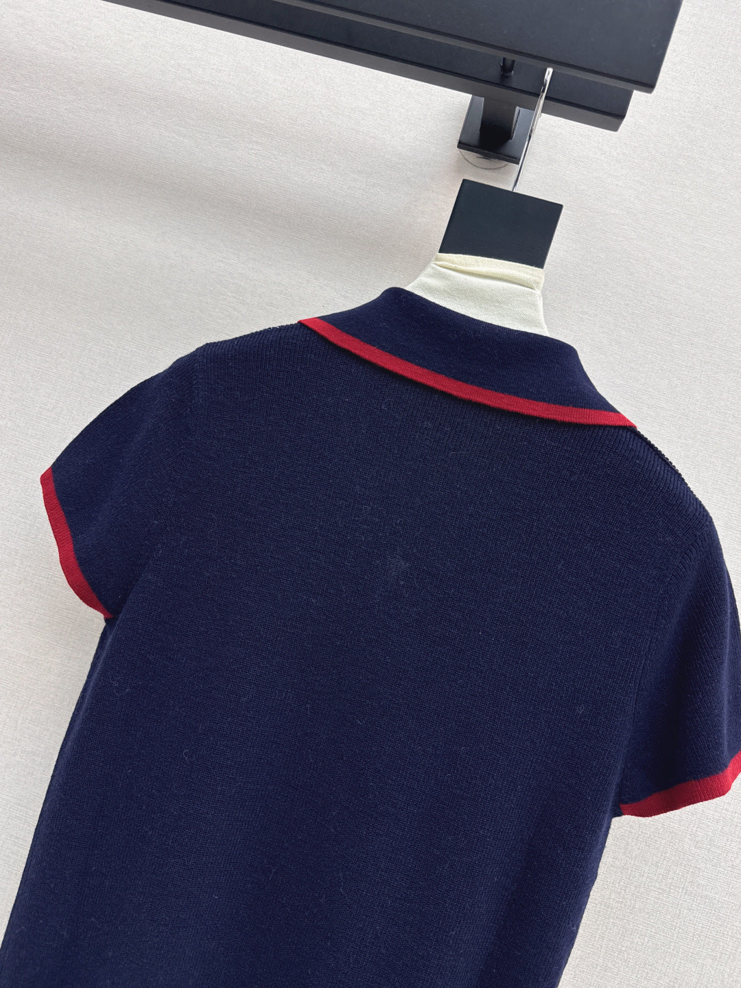 Max New short-sleeved sweater