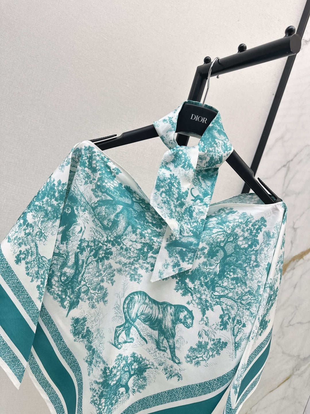 CD New Silk cape shawl