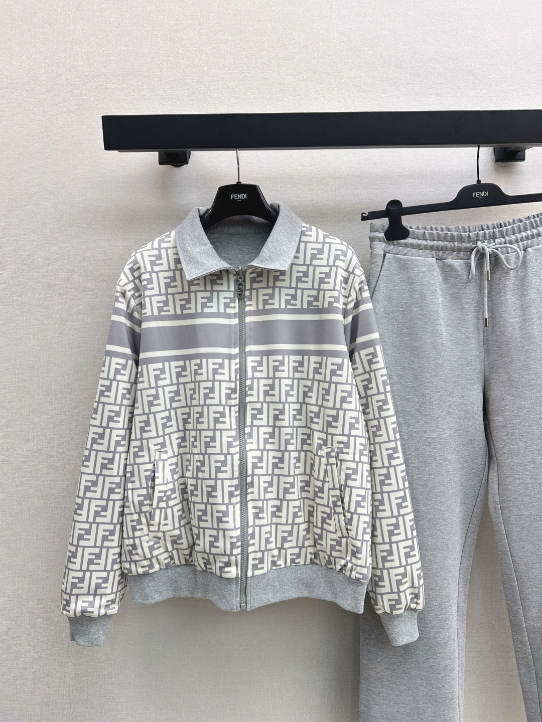 Fend New Double-sided casual suit