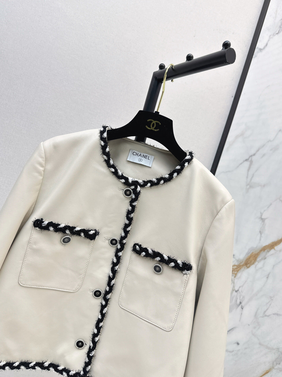 Chan New genuine leather jacket