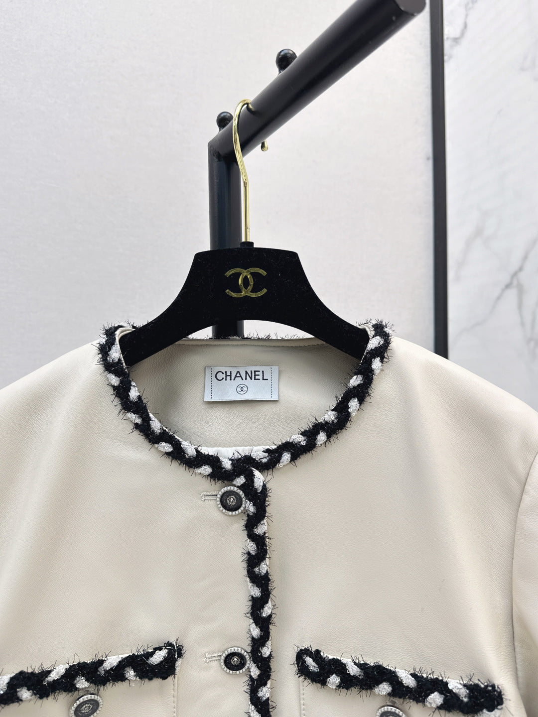 Chan New genuine leather jacket