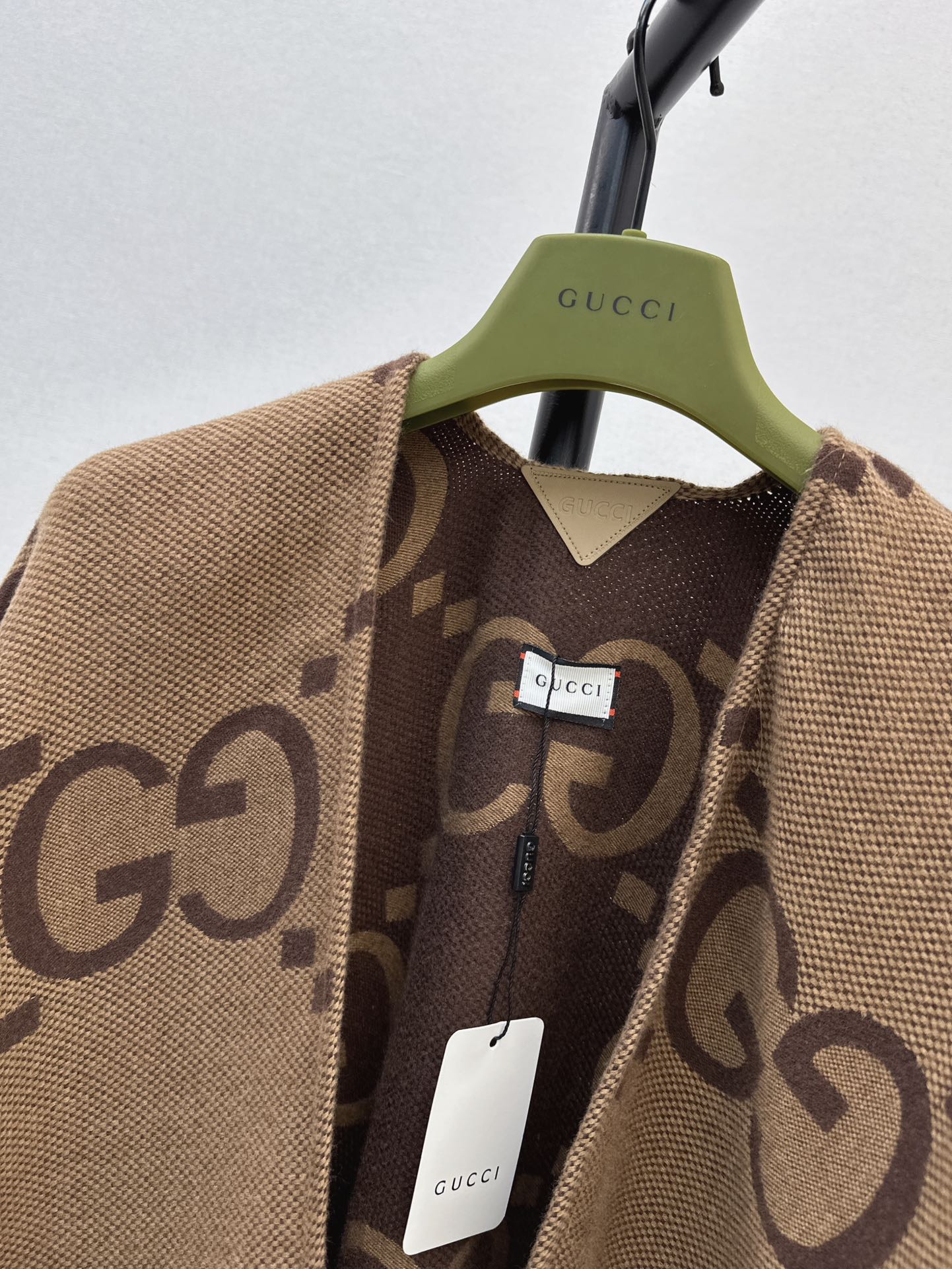 Guc New Cape shawl coat