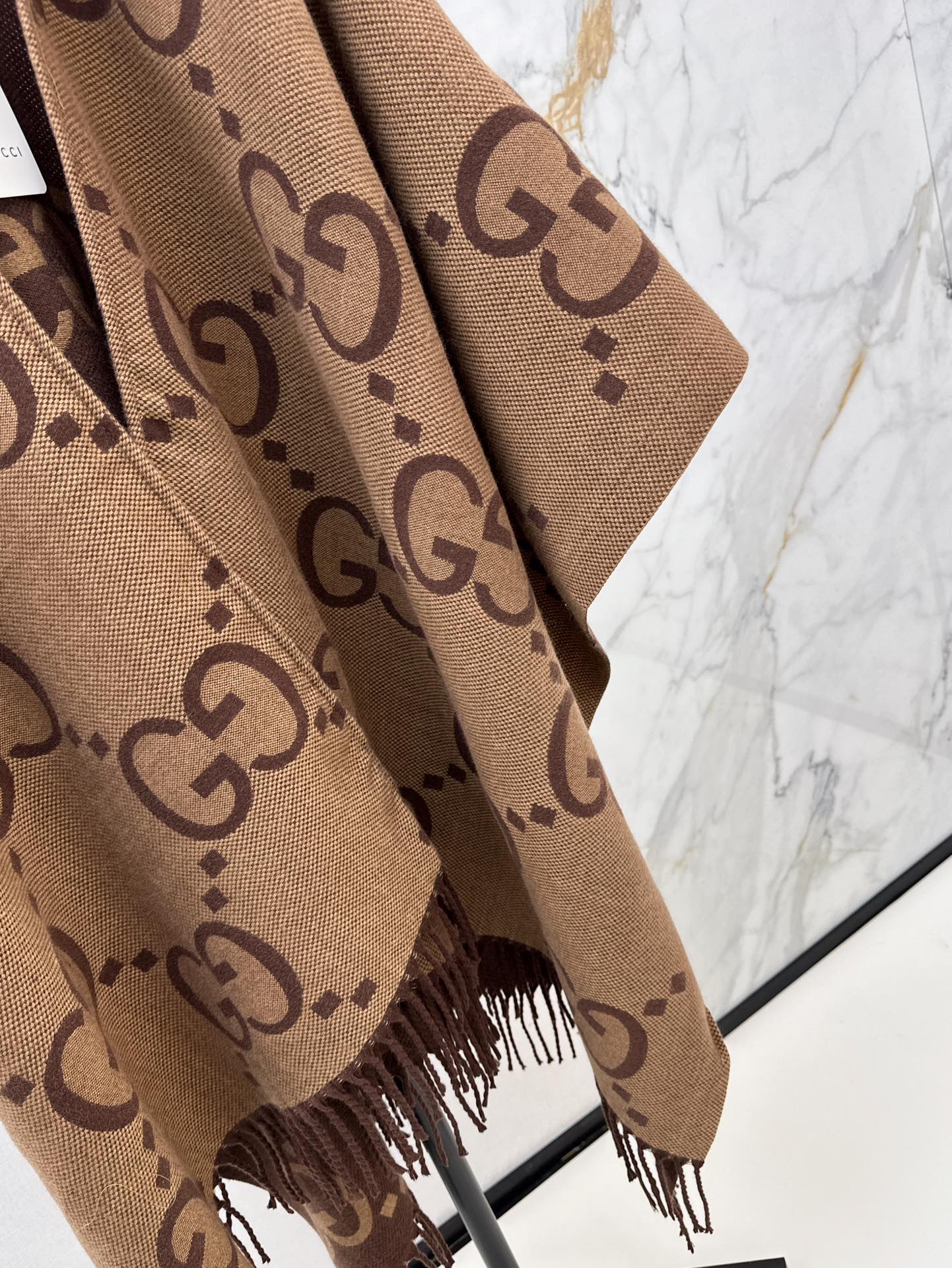 Guc New Cape shawl coat