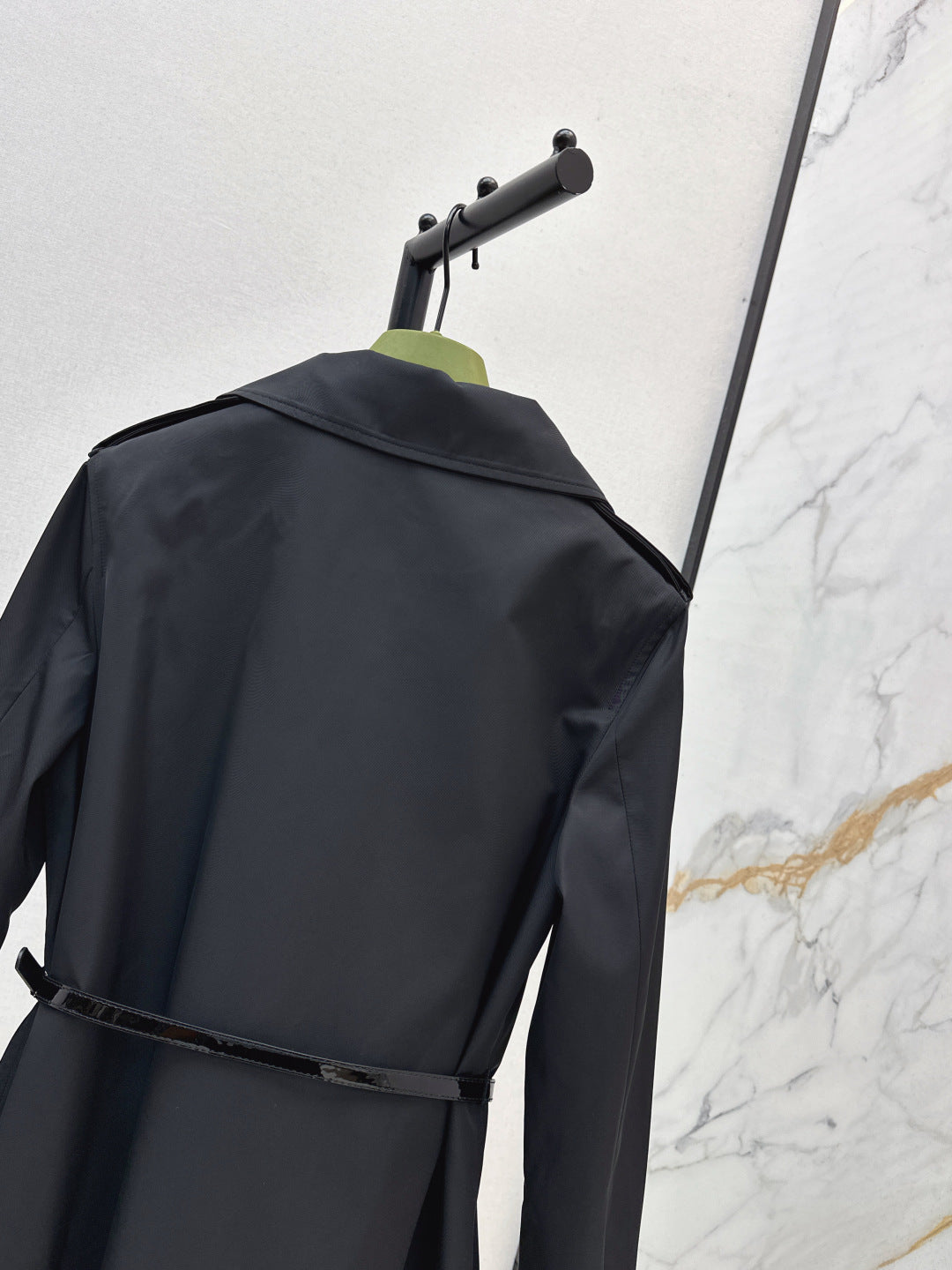 Guc New mid-length trench coat