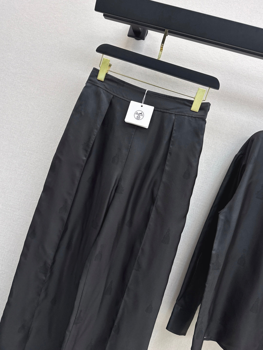 Herm New Silk wide-leg pants