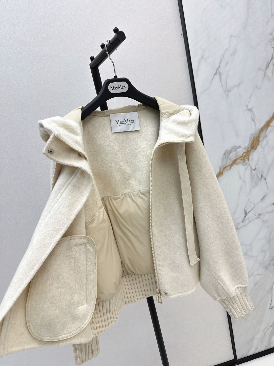 Max New hooded down jacket