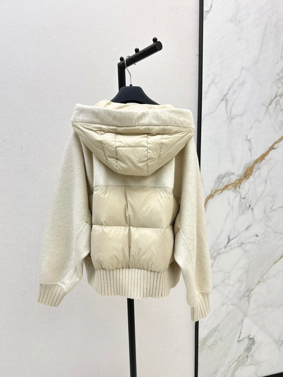 Max New hooded down jacket