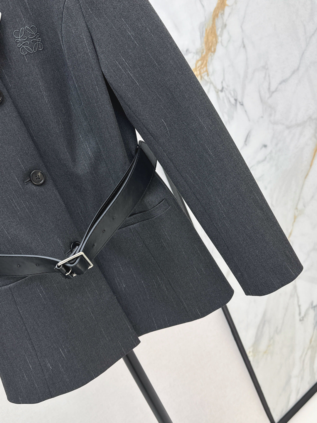 Loe New belted jacket