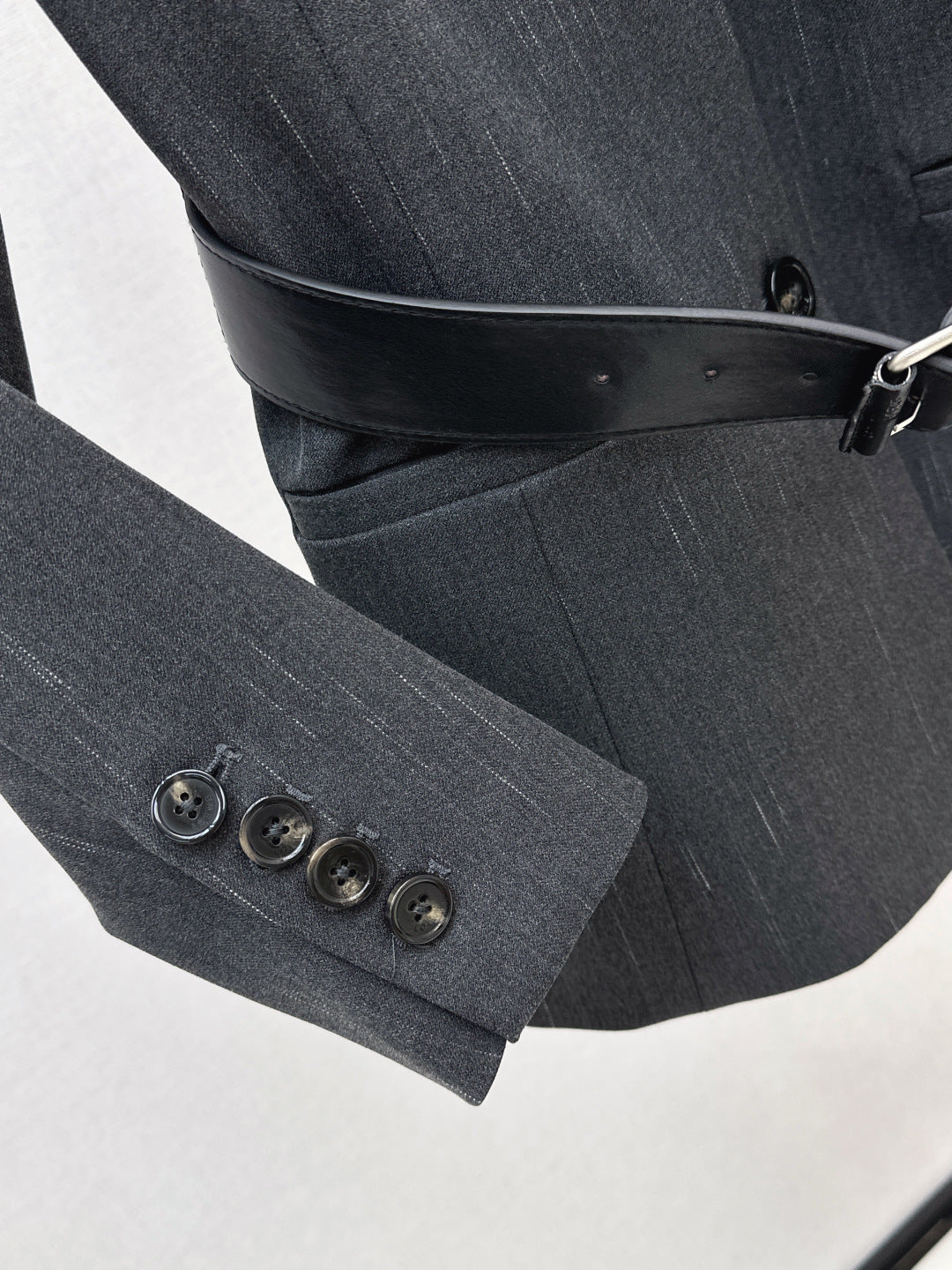 Loe New belted jacket