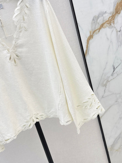 Max New embroidery suit