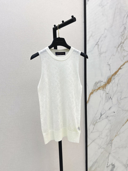 Louis New sleeveless vest
