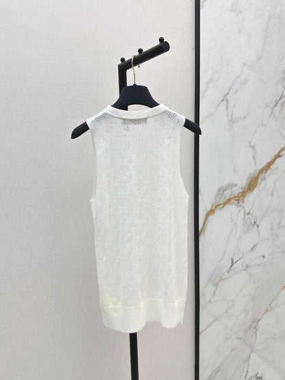 Louis New sleeveless vest