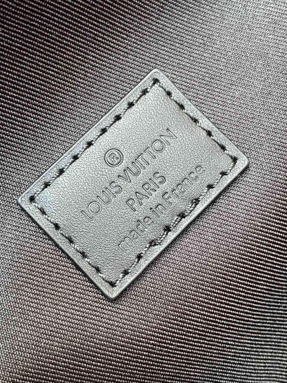 New 💯 ladies' bags