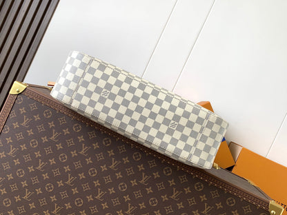 New 💯 ladies' bags