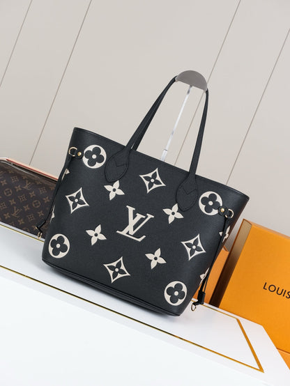 New 💯 ladies' bags