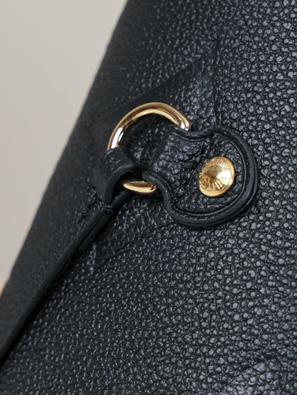 New 💯 ladies' bags