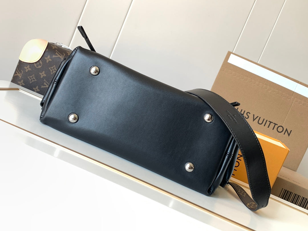 New 💯 ladies' bags