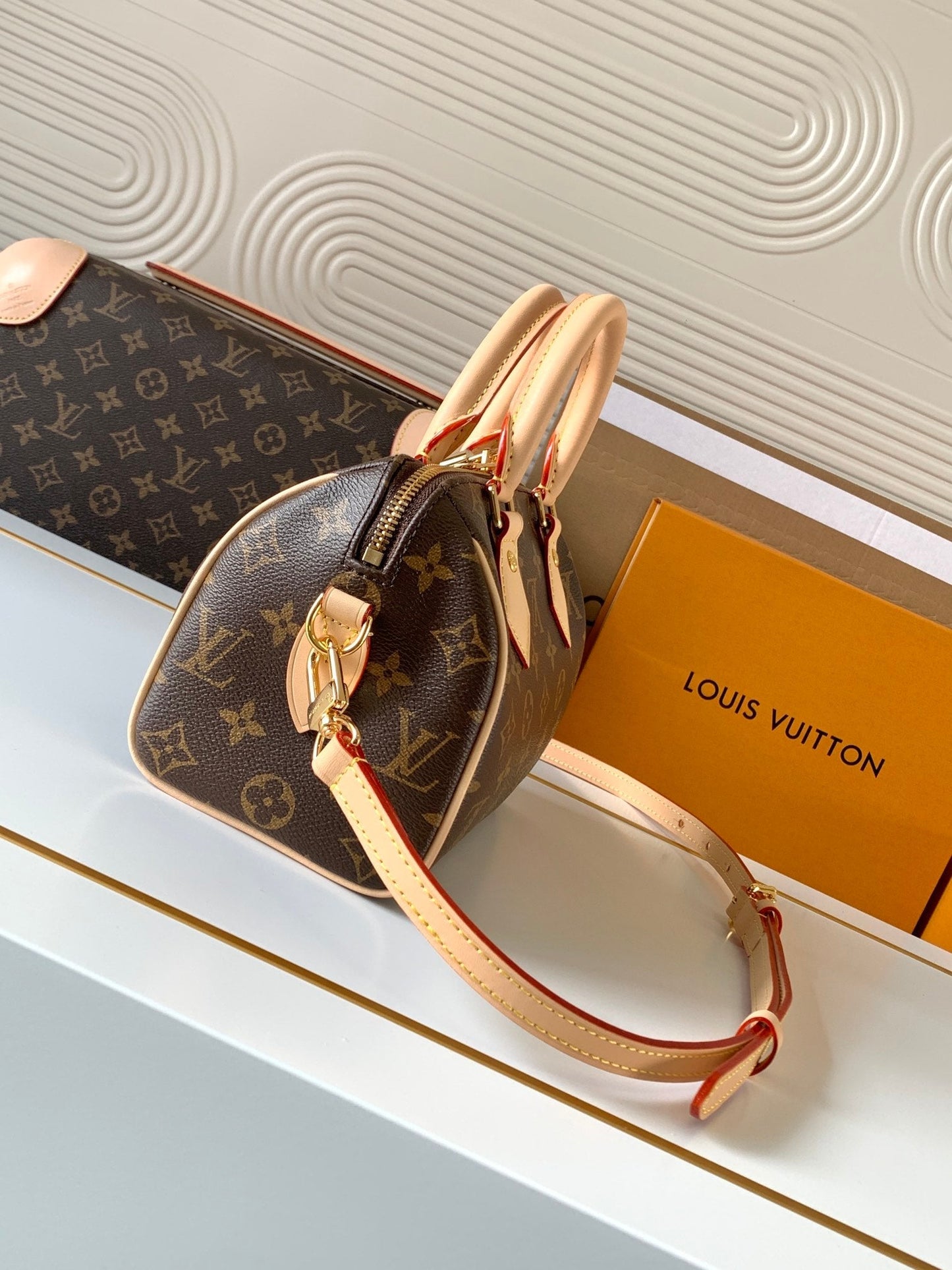 New 💯 ladies' bags