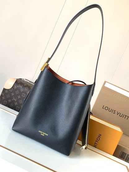 New 💯 ladies' bags