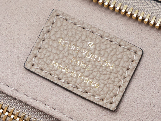 New 💯 ladies' bags