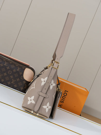 New 💯 ladies' bags