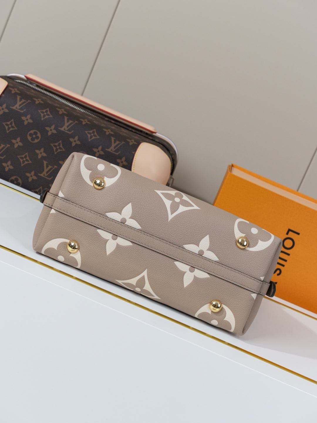 New 💯 ladies' bags