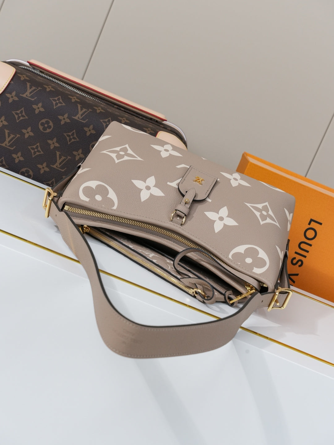 New 💯 ladies' bags