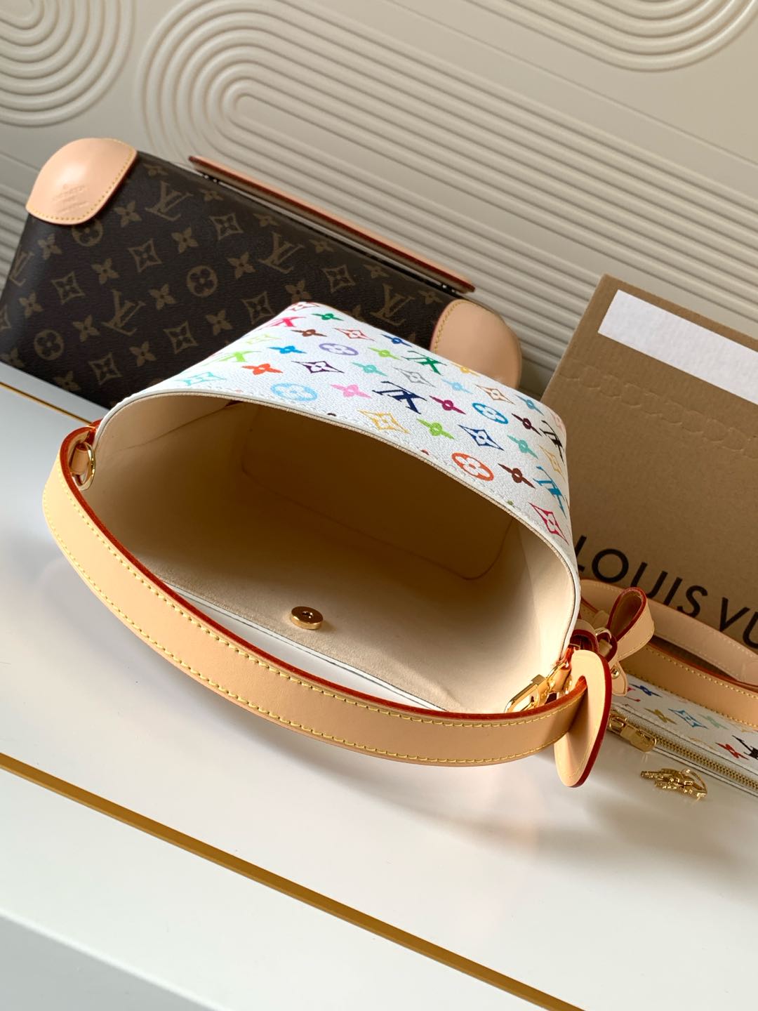 New 💯 ladies' bags