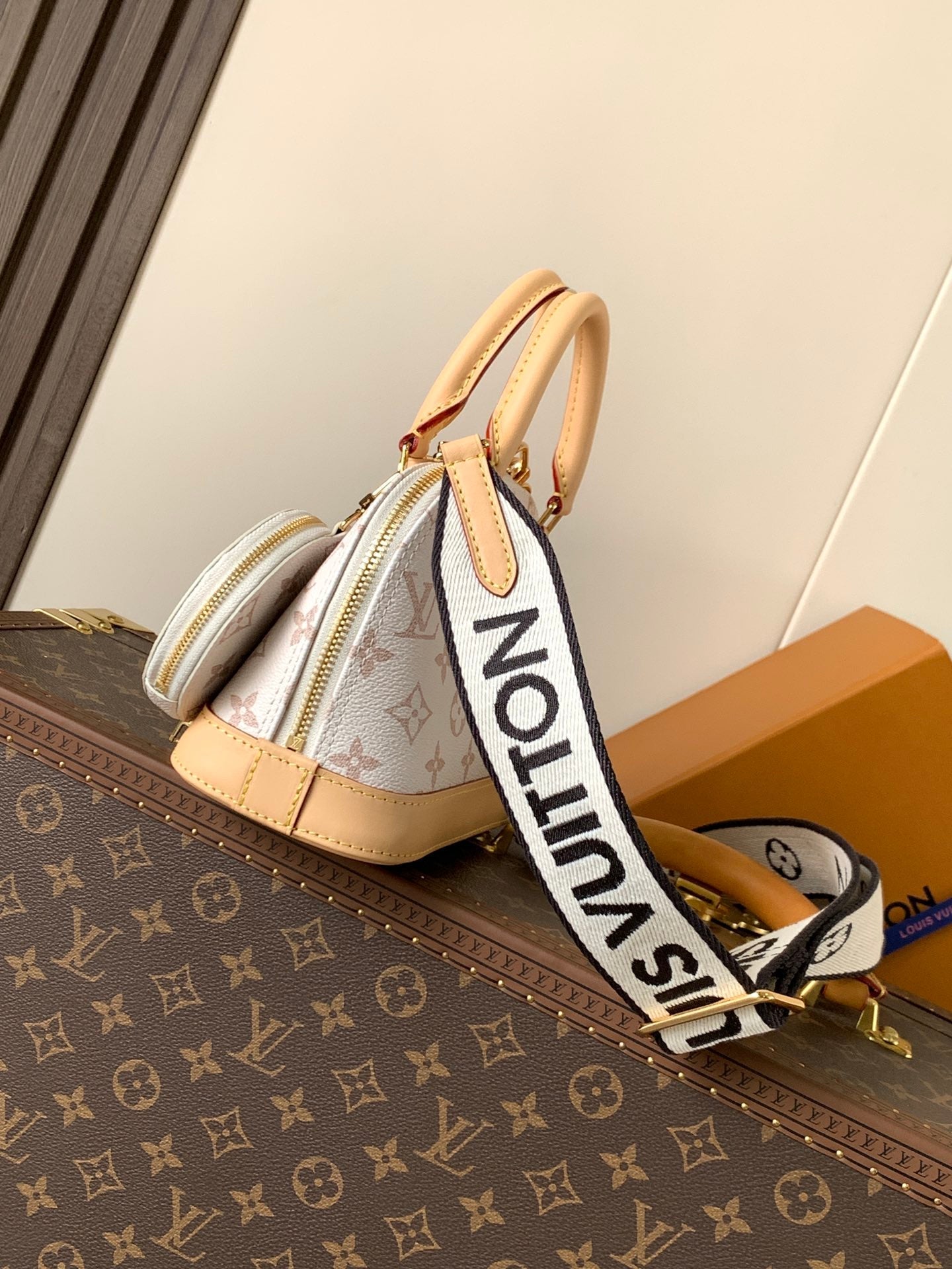 New 💯 ladies' bags