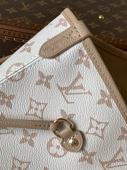 New 💯 ladies' bags