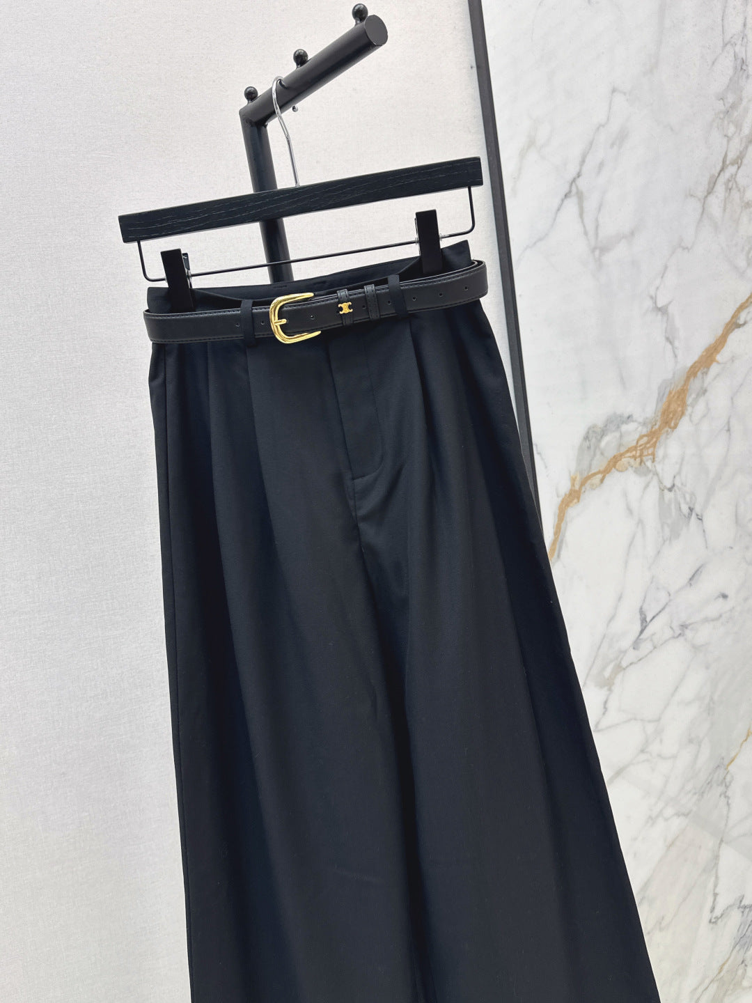 Celi New Straight pants