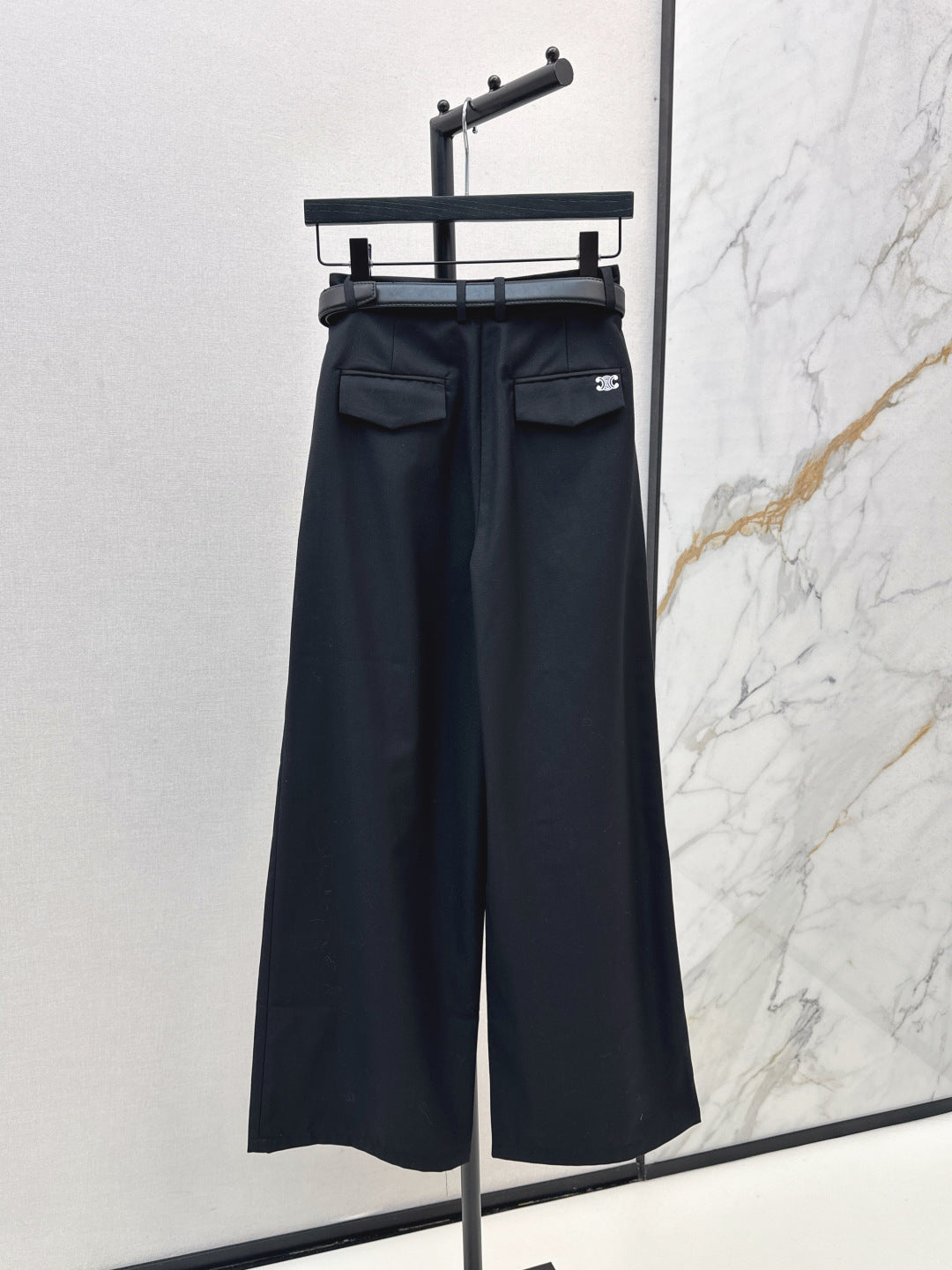 Celi New Straight pants