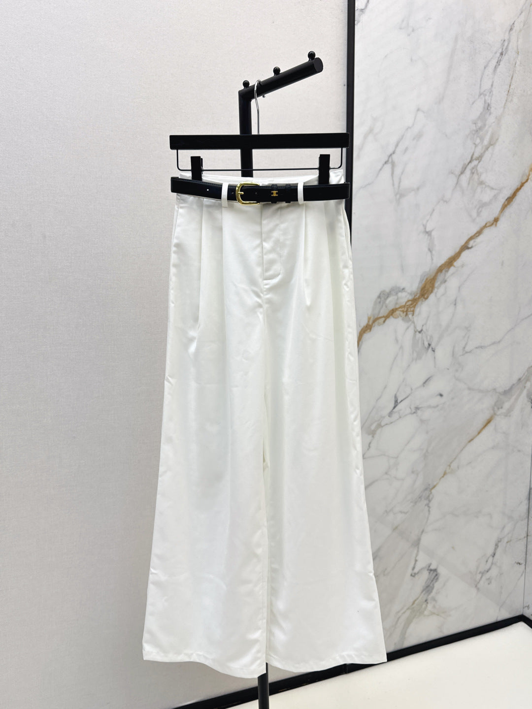 Celi New Straight pants