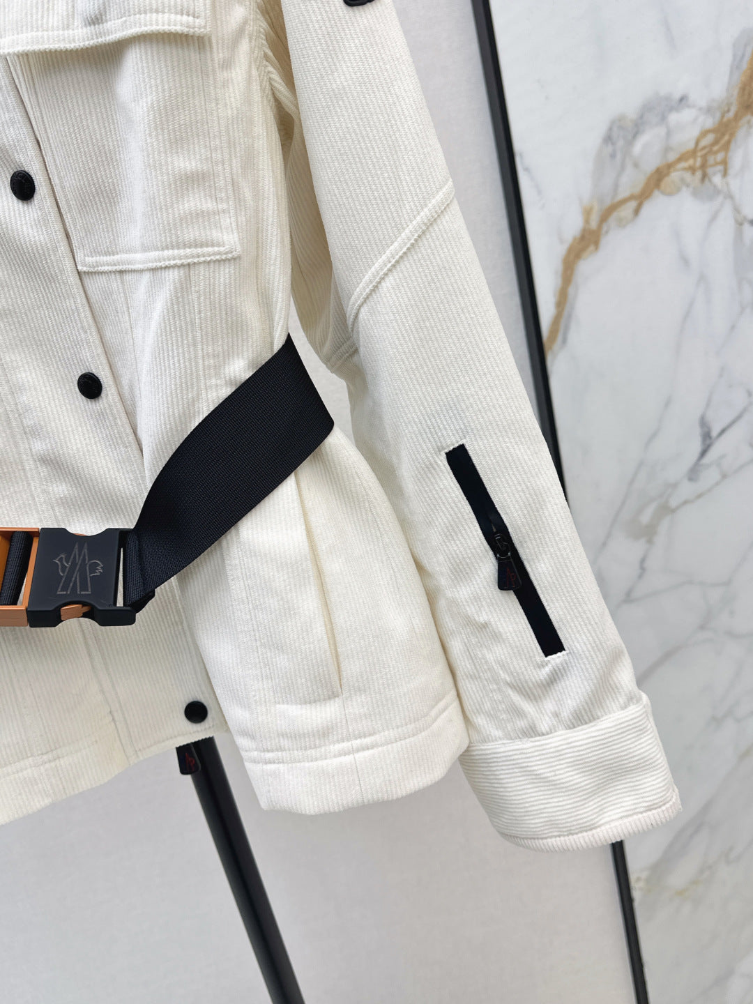 Monc New Belt Jacket