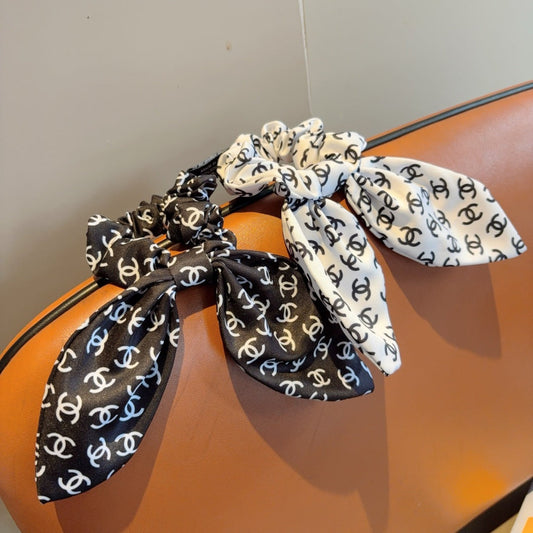 Chan Letter ribbon ponytail hair tie
