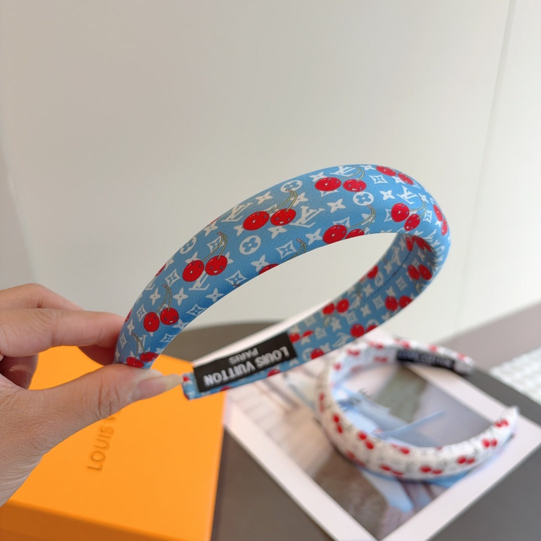 Louis' best-selling Murakami Takashi series🍒cherry headband
