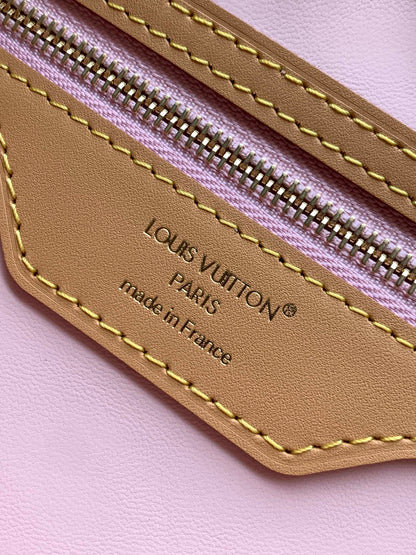 New 💯 ladies' bags