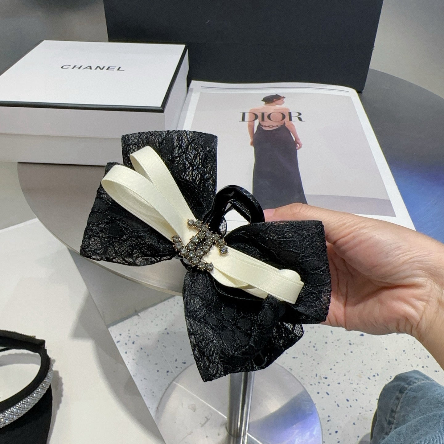 Chan New small fragrant gripper